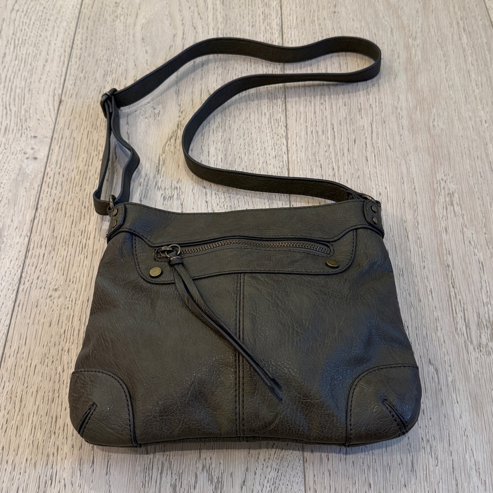 Express Vegan Leather Adjustable Crossbody in Olive Green